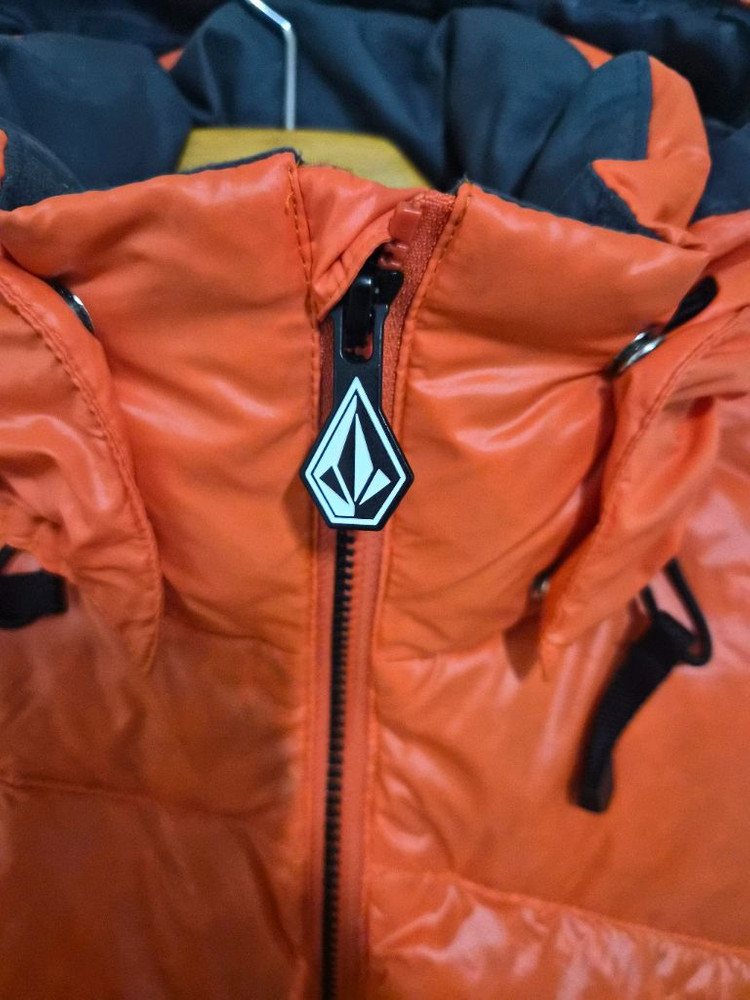 볼컴 구스다운 패딩 조끼 여성95 55 66 등산 낚시 노스페이스 아디다스 밀리터리 나이키 보드복 스키--2