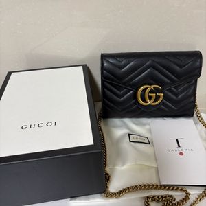 구찌 마몬트 마틀라세 체인백 블랙 판매해요