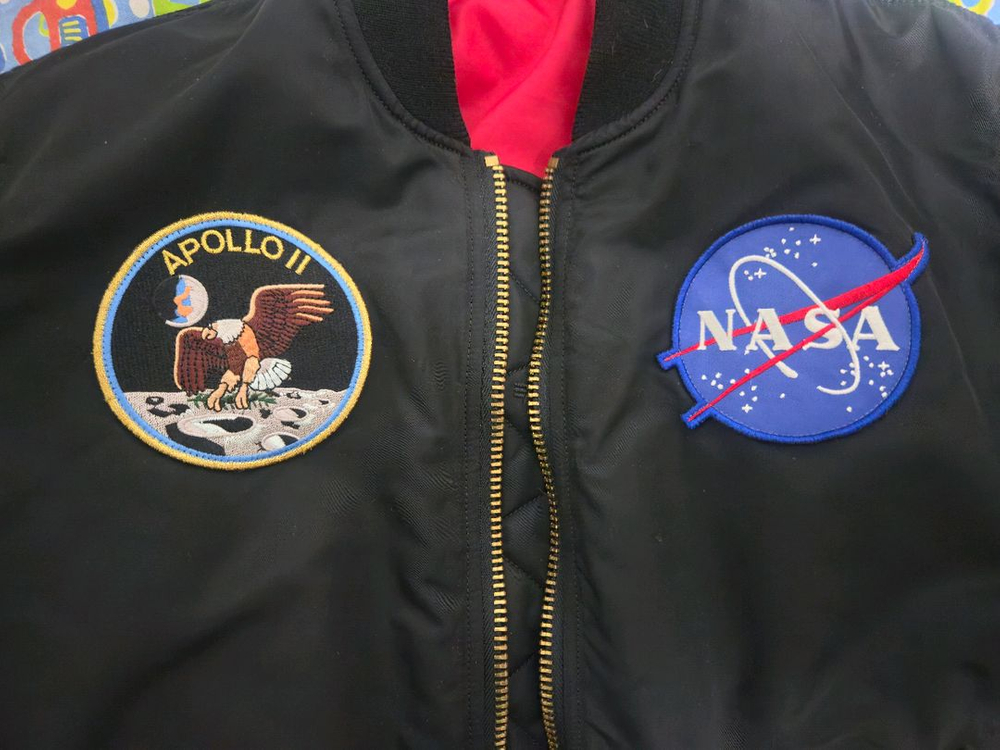 알파인더스트리 ma-1 아폴로 m 이미지