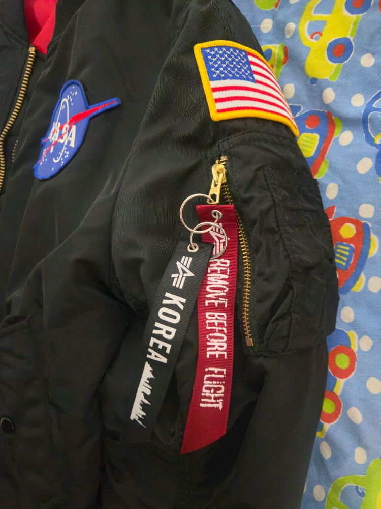 알파인더스트리 ma-1 아폴로 m 이미지