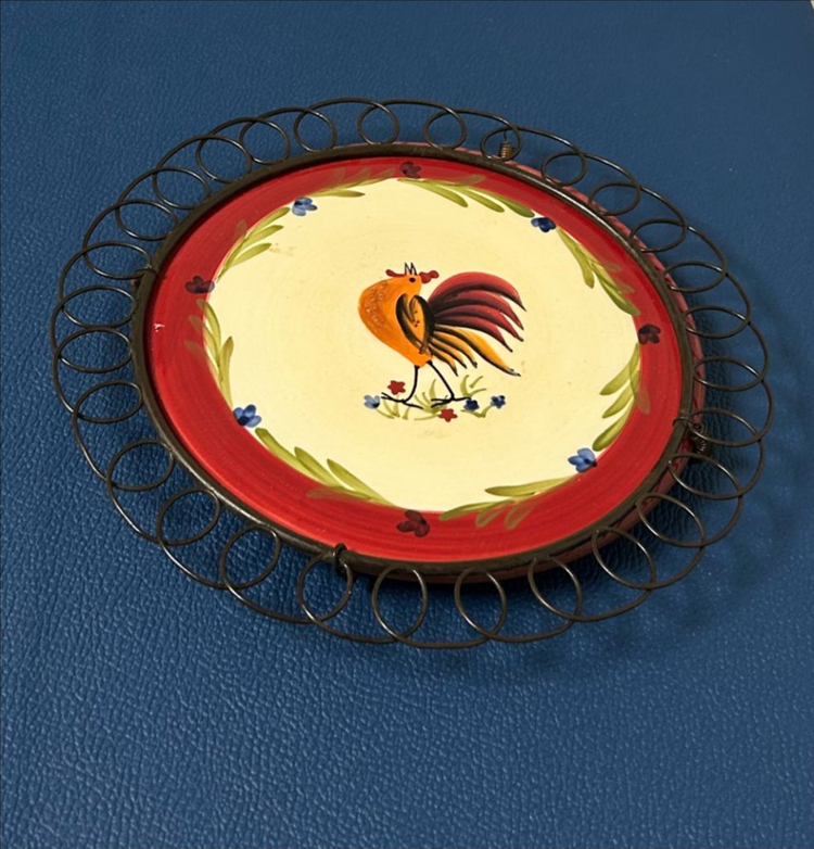 빈티지 AVON 수탉 세라믹 접시/ 금속 프레임 삼발이 이미지