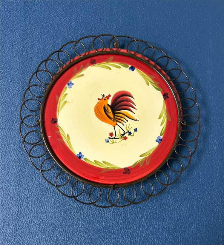 빈티지 AVON 수탉 세라믹 접시/ 금속 프레임 삼발이 이미지