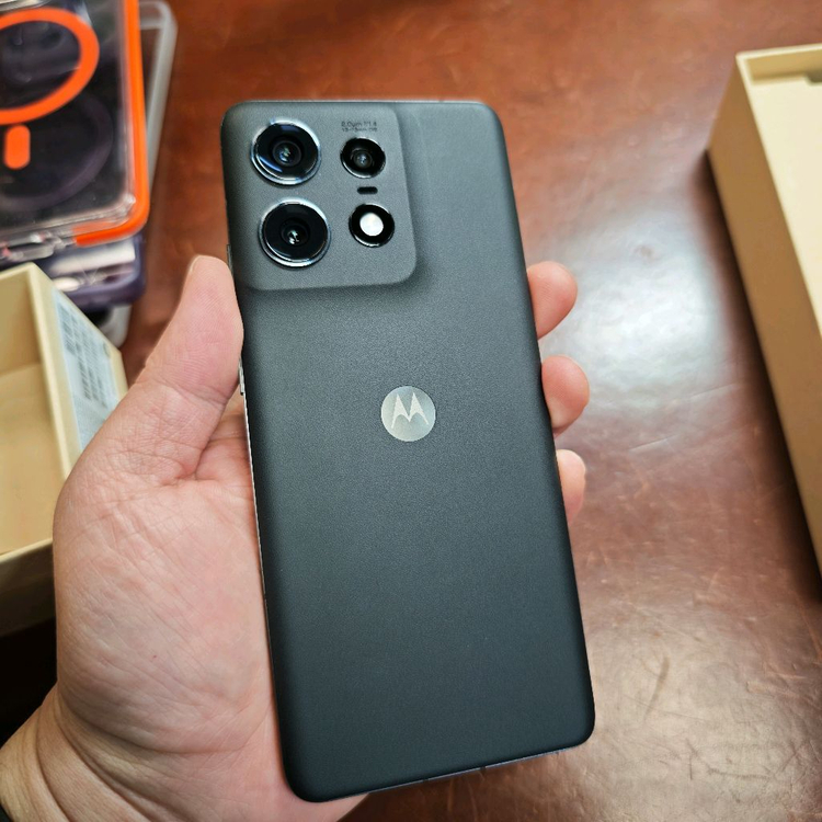 모토로라 엣지 50 프로 자급제 256gb--2