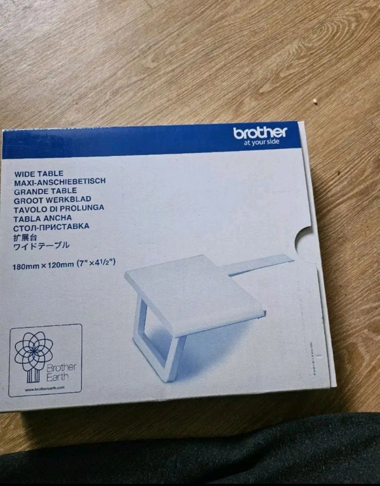 부라더미싱 와이드테이블 이미지