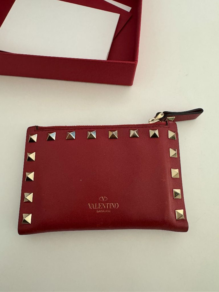 발렌티노 락스터드 반지갑--1