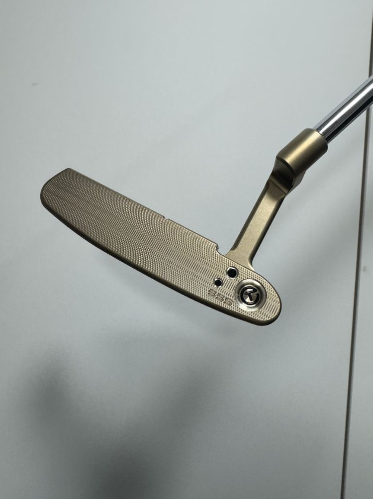 스카티카메론 마스터풀 투어타입 SSS 크로매틱 브론즈 써클티 퍼터 이미지