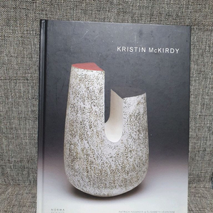 크리스틴 맥커디 도예가 작품집