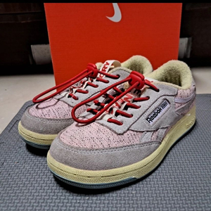 리복 180 타오키즈 운동화