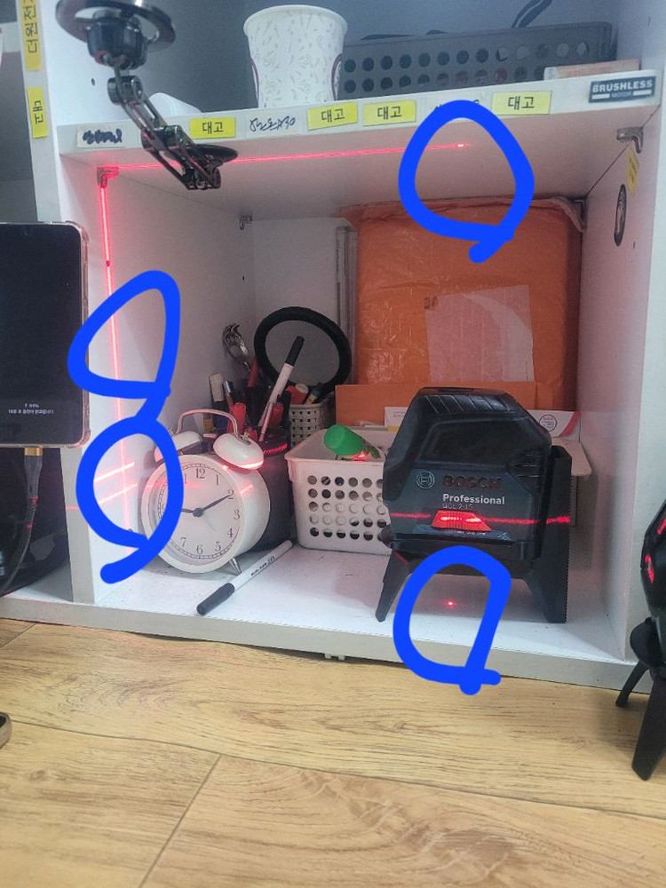 보쉬레이저레벨 GCL2 15 4포인트레이저A급 개당가격 이미지