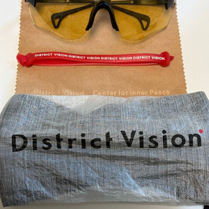 디스트릭트비전 준야 레이서+다이니마 한정판 케이스+스트랩 이미지