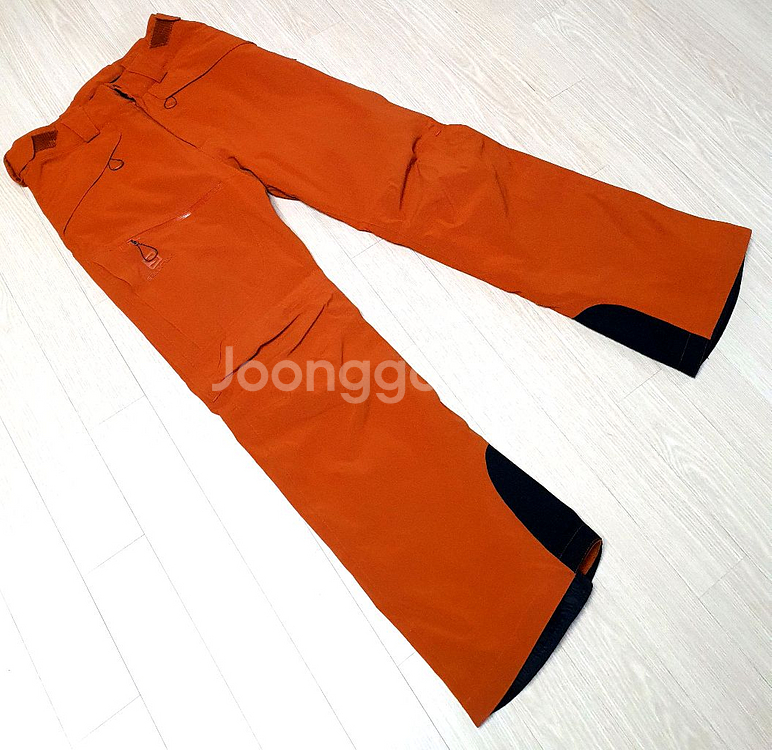 예쁜 살로몬 데모 스키복--2