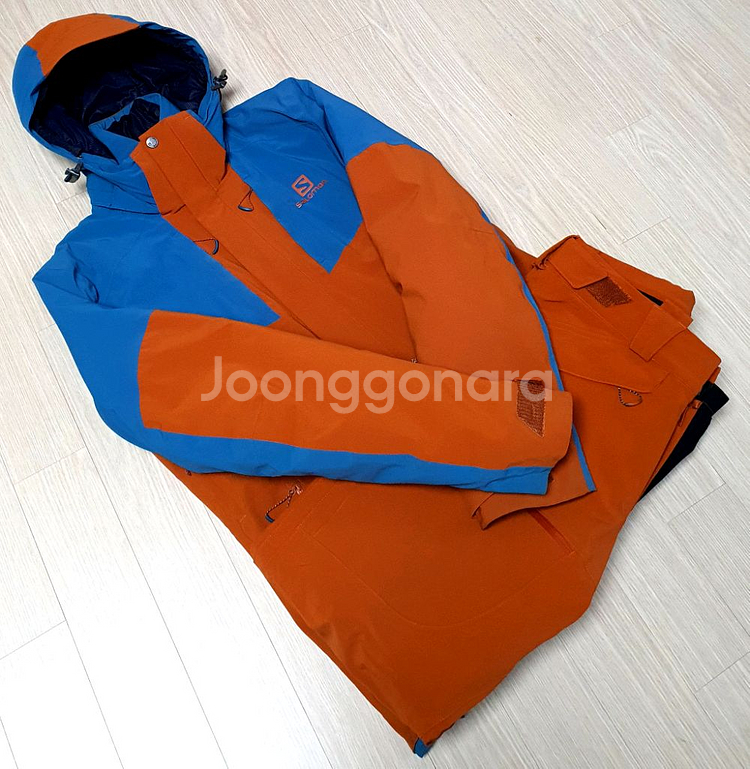 예쁜 살로몬 데모 스키복--7