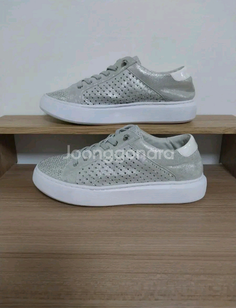 여성 소다 보석 펀칭 스니커즈 (245)--3