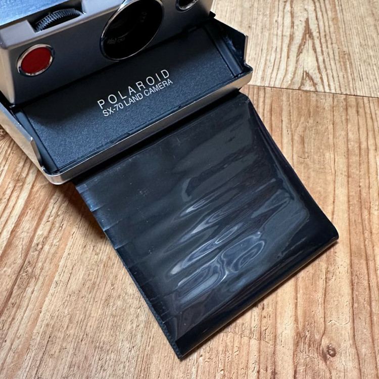 폴라로이드 필름 카메라 Polaroid SX-70 film shield 이미지