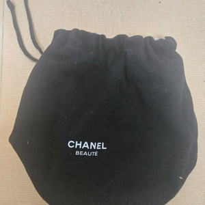 샤넬 뷰티 파우치