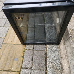 쇼케이스매장용 소형 냉장고 50리터급 근처는 가져다드림 이미지