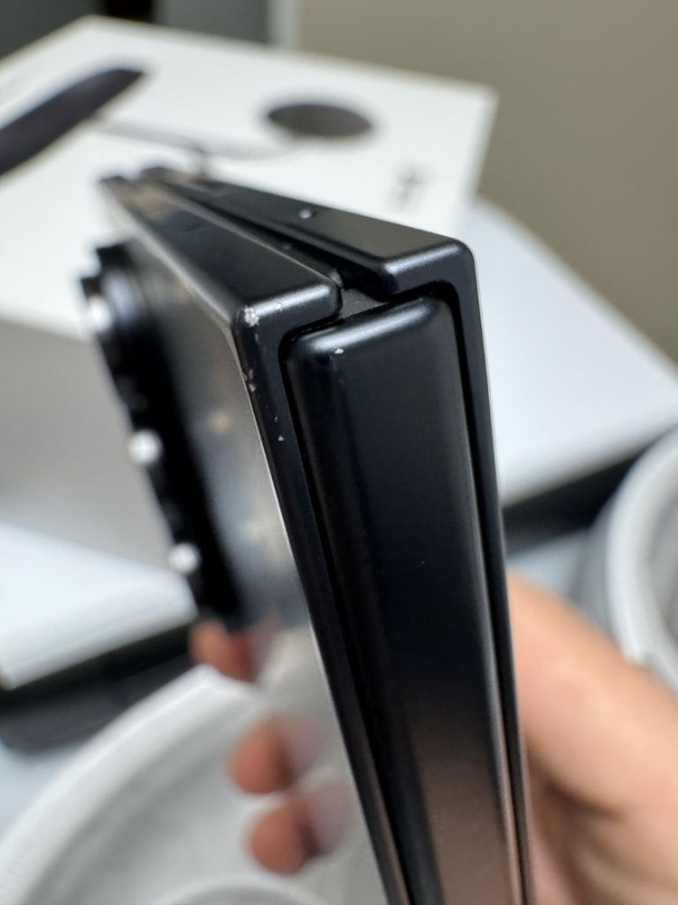 갤럭시 Z 폴드7, 1TB 팝니다.--9