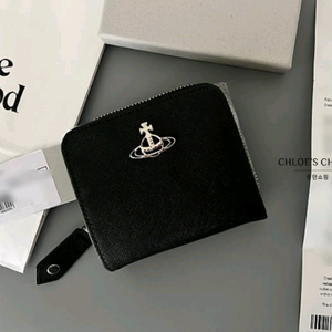 비비안 웨스트우드 사피아노 반지갑 매장정품