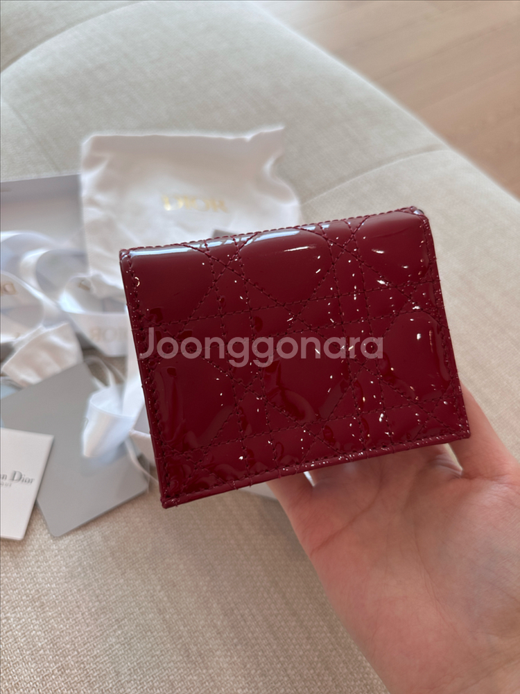 디올 레이디 반지갑 체리레드--1