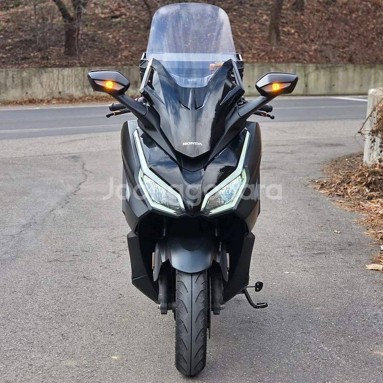 혼다 포르자350 24년식 1인신조 멧블랙 2만km 최저가 판매합니다.--1