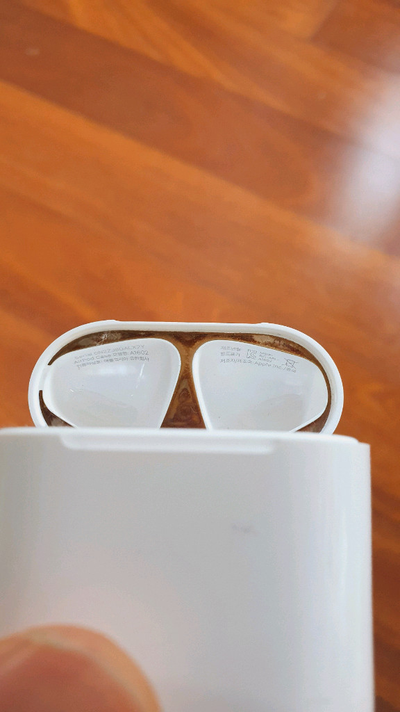 에어팟2세대 본체(케이스), 상태괜찮음, A1602 이미지