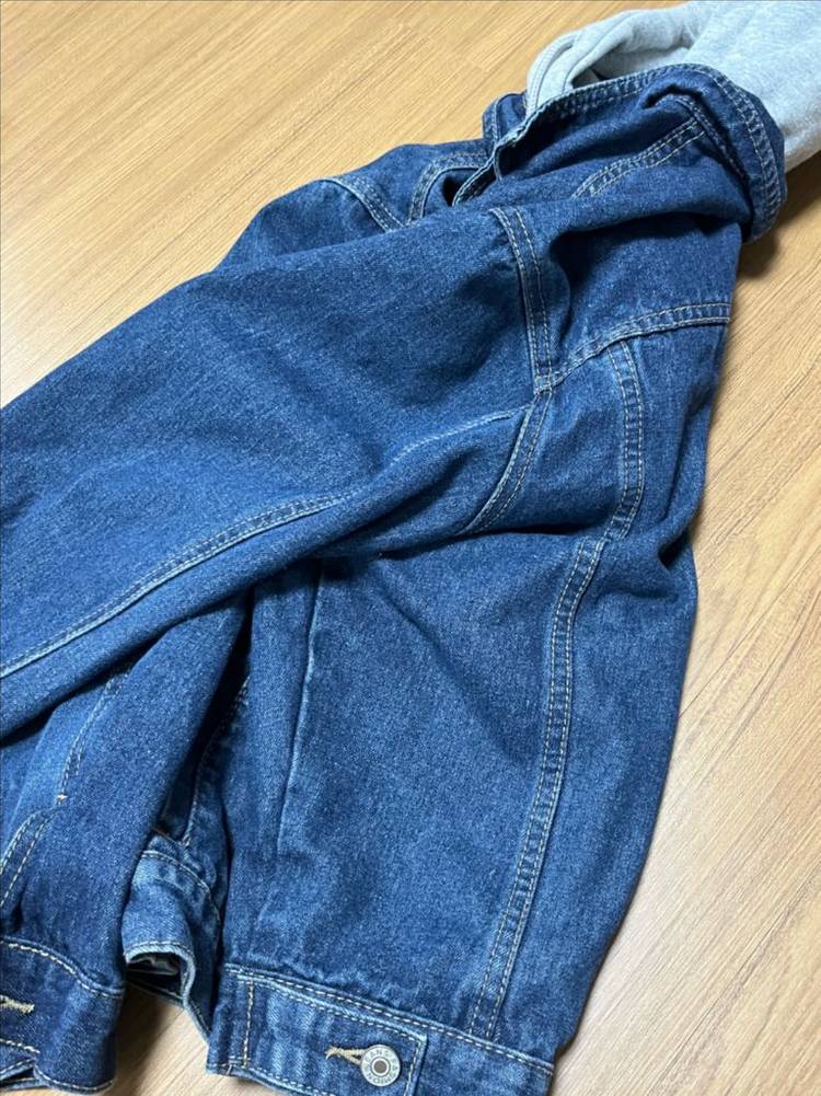 여성의류 청자켓 이미지