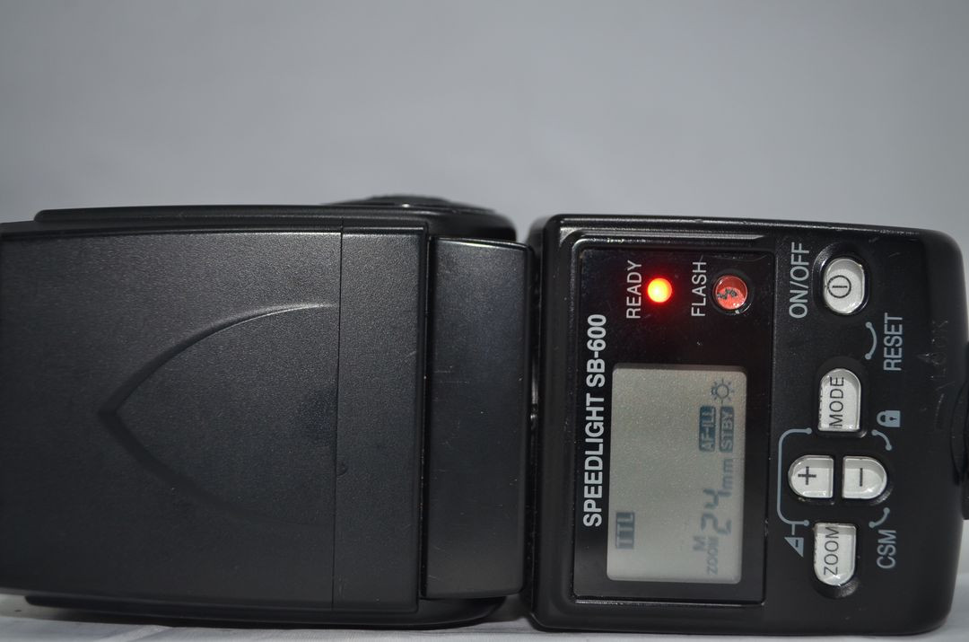 스피드라이트 캐논430EX 니콘SB-600팝니다 이미지