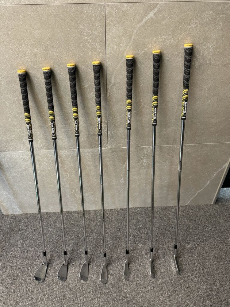 테일러메이드 P7tw 4-p 이미지