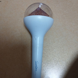 세븐틴 1세대 응원봉 캐럿봉 이미지