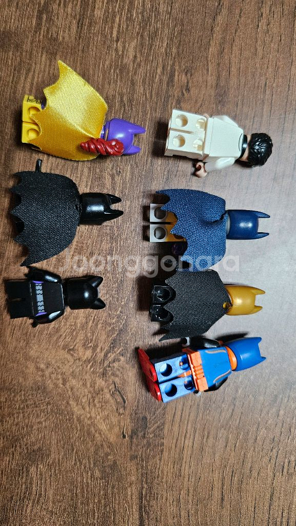 레고 배트맨 70909 배트케이브 미니피규어--1