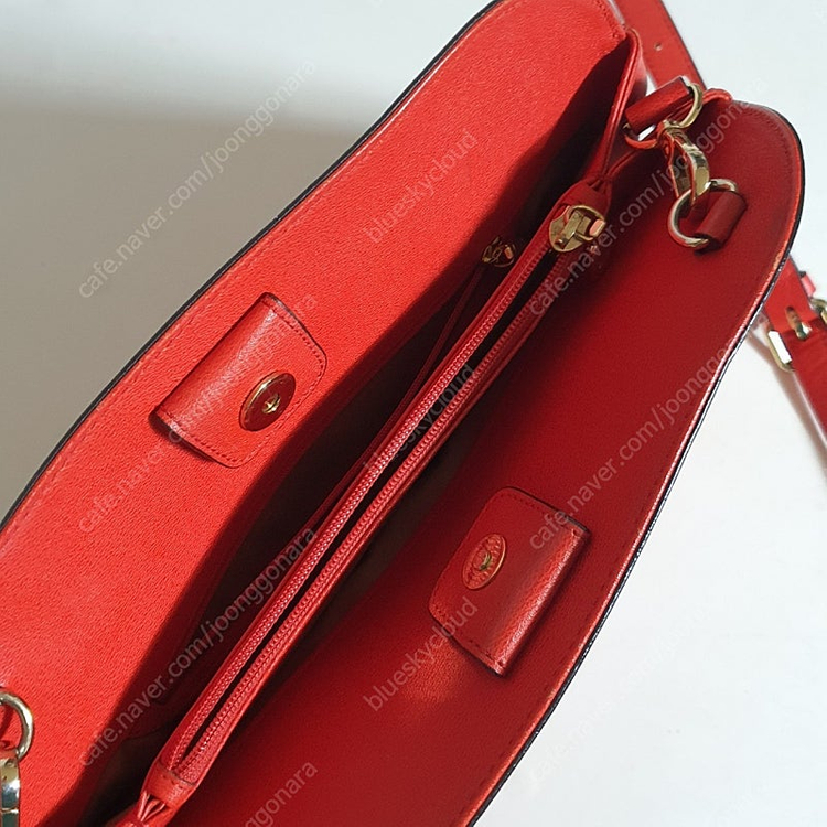 제이에스티나 가방 크로스백 토트백 이미지