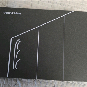 갤럭시 트라이폴드 미개봉