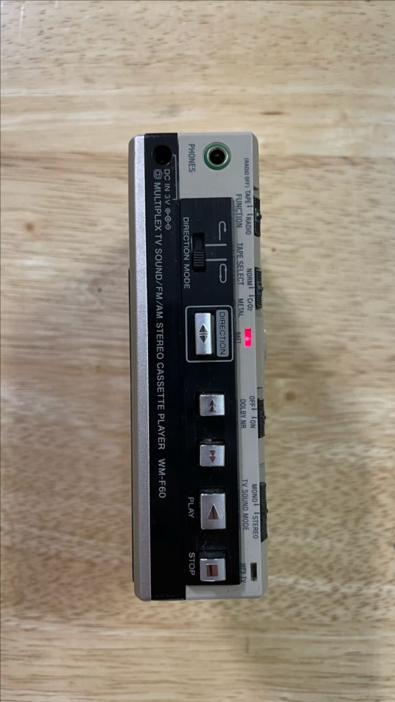 소니 sony 워크맨 카세트 WM-F60 팝니다--1