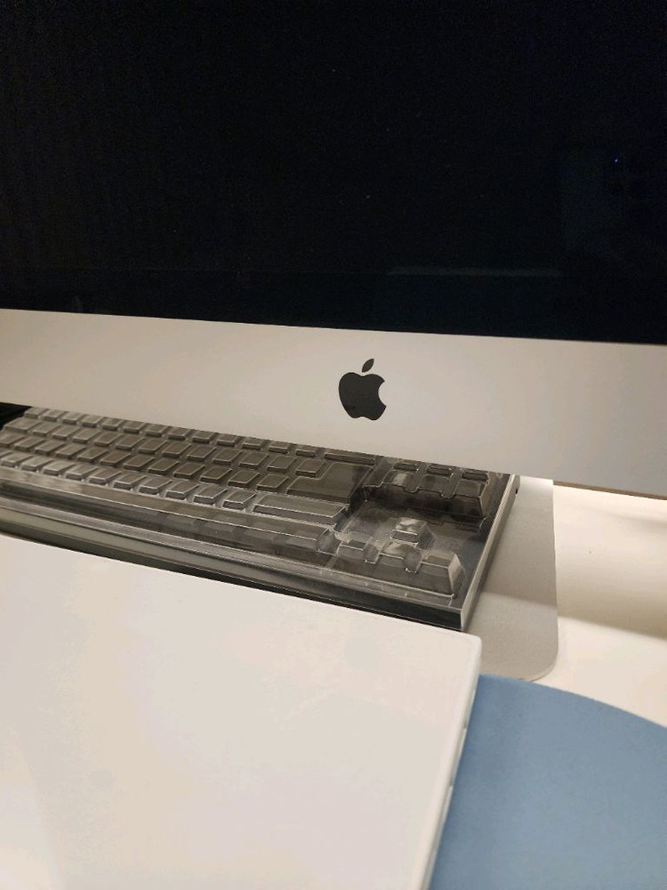 2020 iMac Retina 5K 27인치 / Intel i5 / 16GB / 250GB 아이맥 이미지