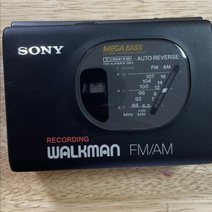 소니 sony 워크맨 WM-GX50 카세트 팝니다