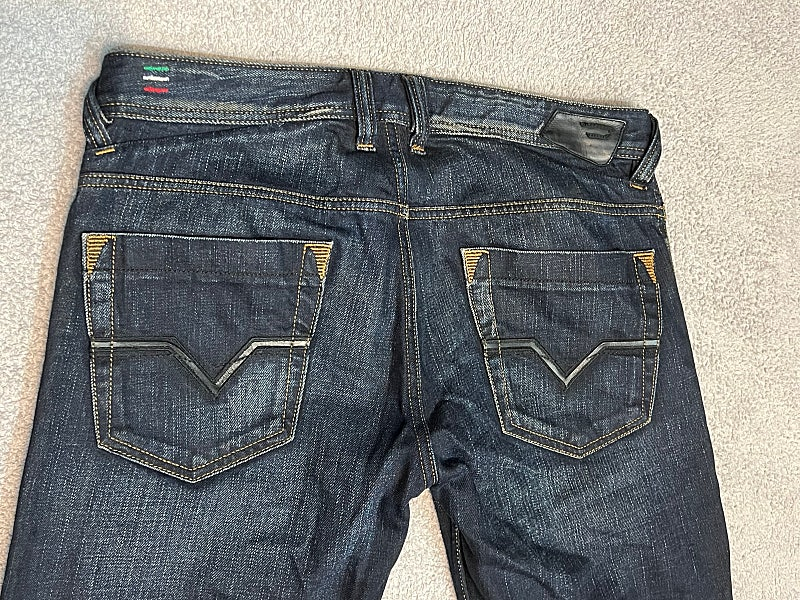 31 디젤 diesel 트루렉 플레어 팬츠 진 데님 셀린 부츠컷 이미지