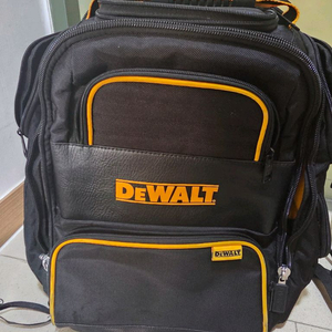 디월트 작업가방