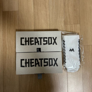 치트삭스 오리지날 100 판매합니다!