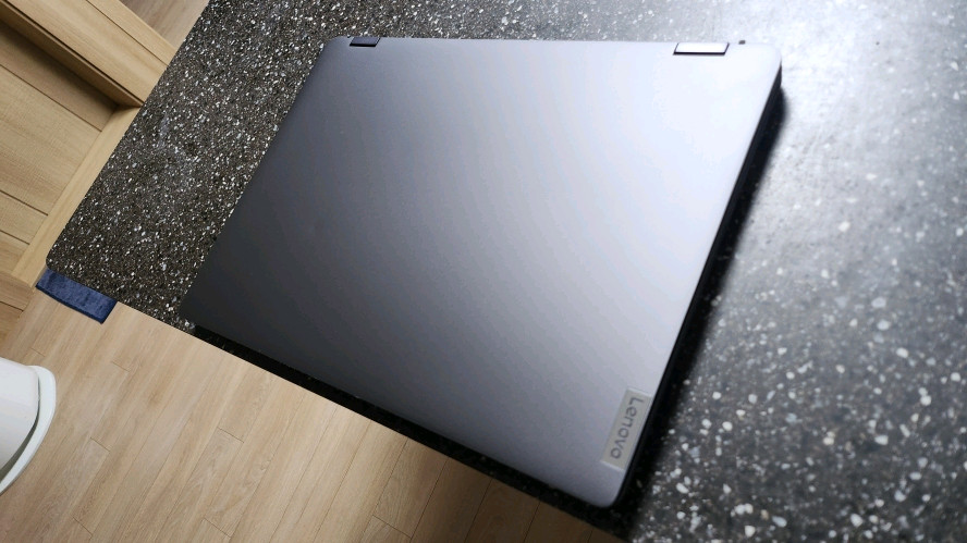 레노버 플렉스5 16IAU7 i7-2/2in1 이미지