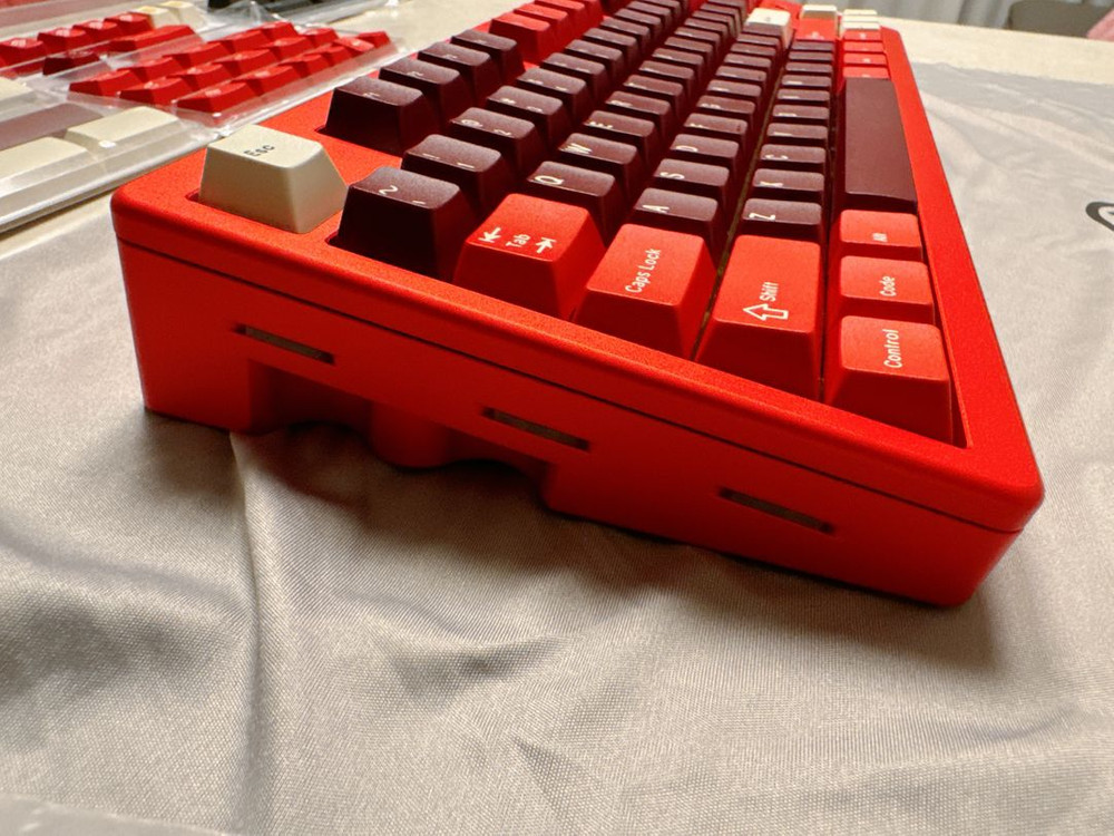 TX87 V2 TKL 레드 + GMK하몽키캡 커스텀키보드 풀알루키보드 + 가컬루프 일괄 팝니다--2