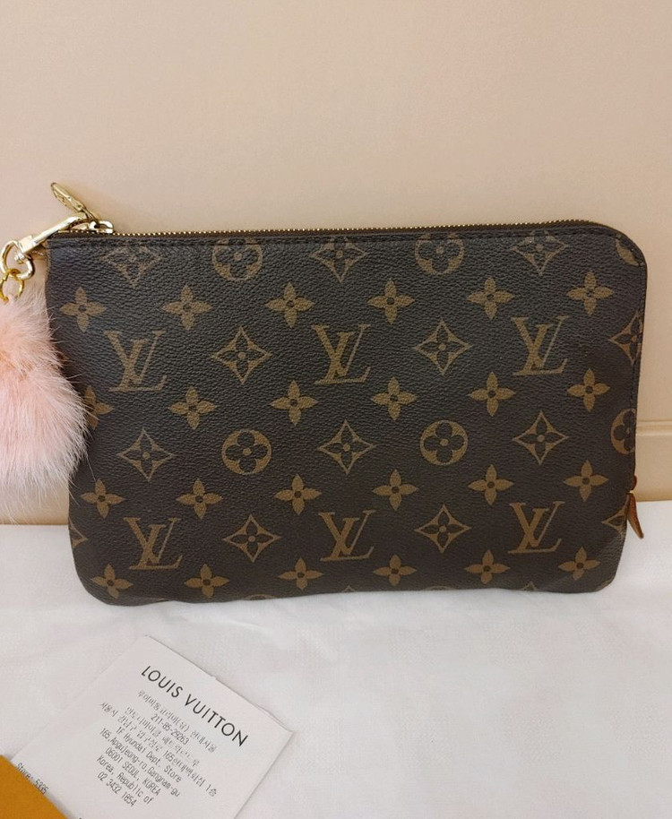 정품-루이비통 에튀보야쥬 클러치-영수증포함--1