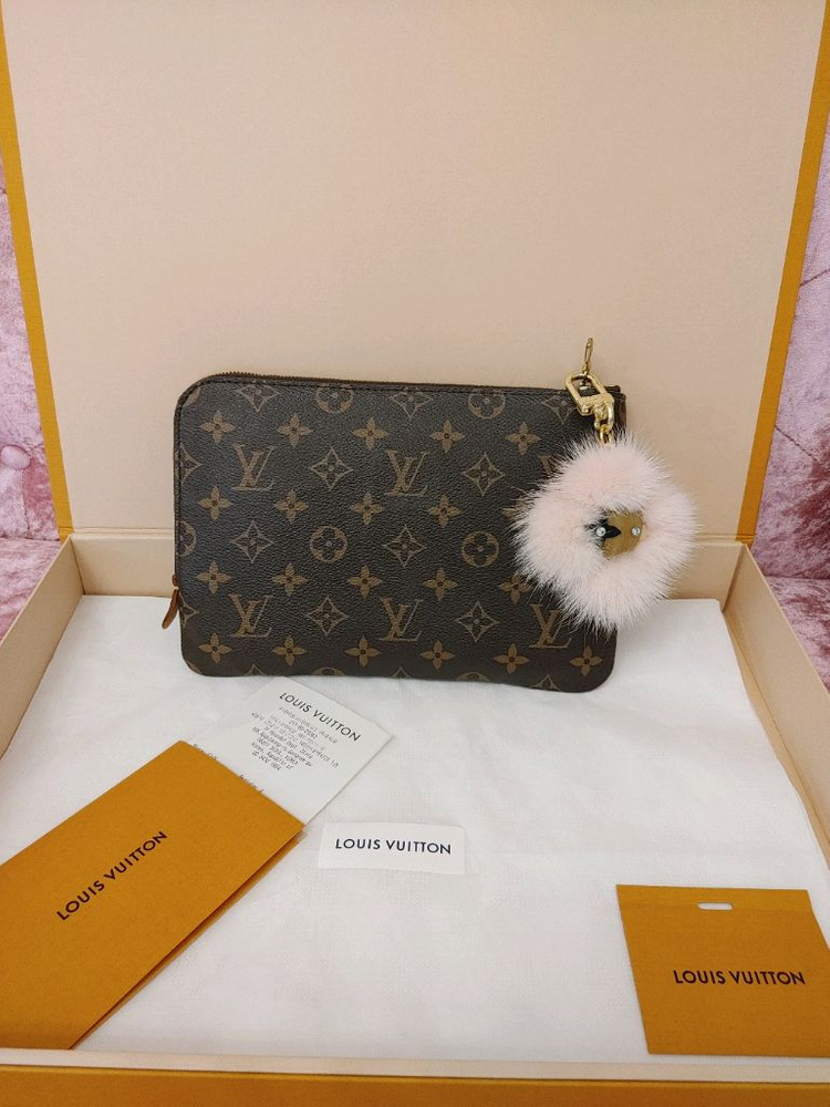정품-루이비통 에튀보야쥬 클러치-영수증포함--7