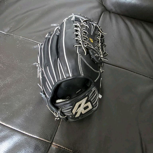 명가 골드 13.25외야 오더 글러브