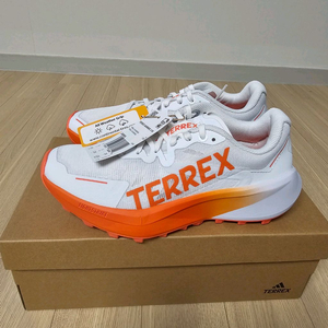 245 새제품) 아디다스 테렉스 아그라빅 3 트레일 런닝화 러닝화 등산화