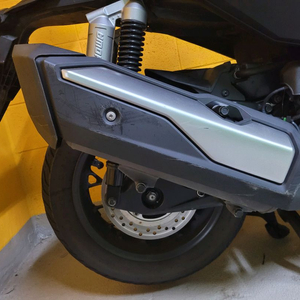 포르자 350 ADV350 순정머플러 팝니다.