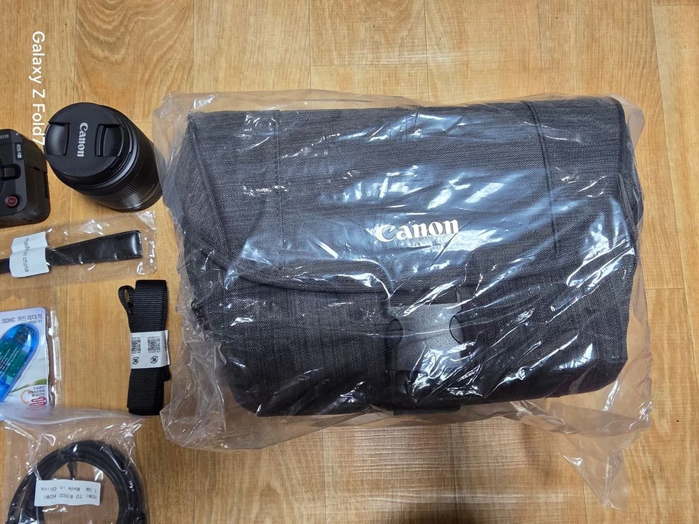 캐논 EOS R50 V 미러리스 카메라 풀패키지 s급 팝니다. 이미지