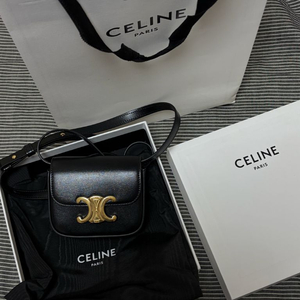 셀린느 미니 클로드백 블랙 트리오페 (네고 가능)