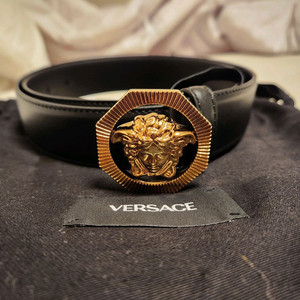 베르사체 메두사 벨트 블랙(새상품급) 90사이즈