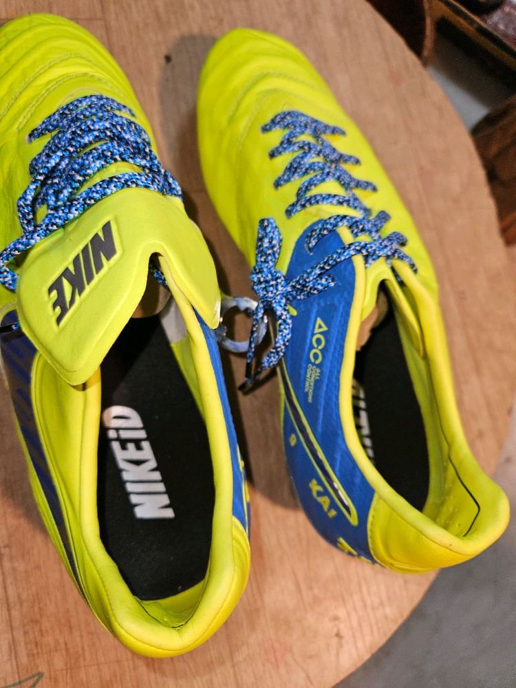 나이키 축구화 260mn--3