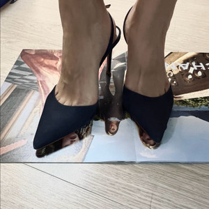 슈츠 SCHUTZ 스웨이드 스틸레토 슬링백 샌들힐 225